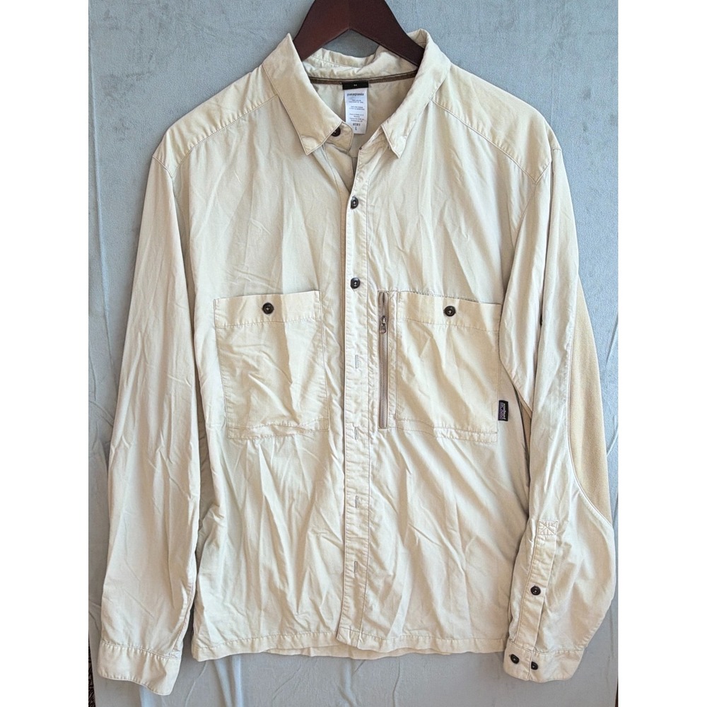 Patagonia Sol Patrol II Shirt Men L Tan Gorpcore Technical Fishing Performance